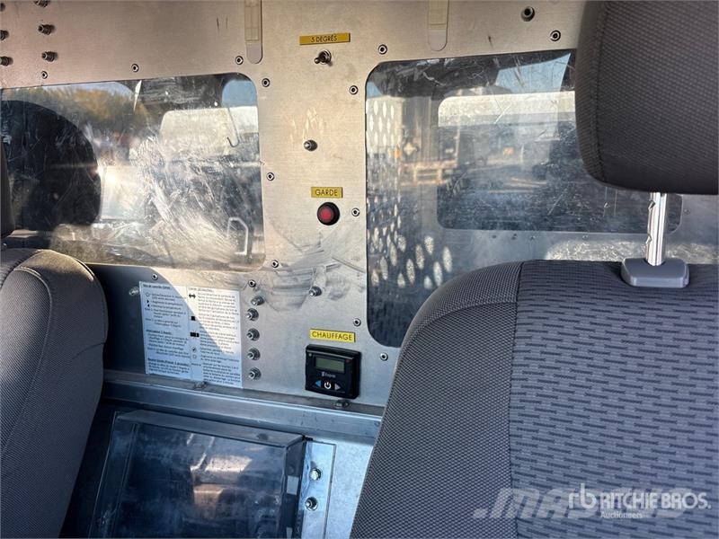 Ford F-250 XLT 4x4 Utility Truck Pikaplar