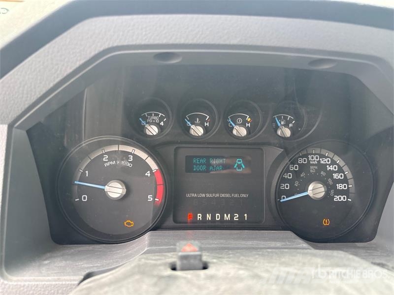 Ford F-250XL XL 4x2 Crew Cab Pickup Other