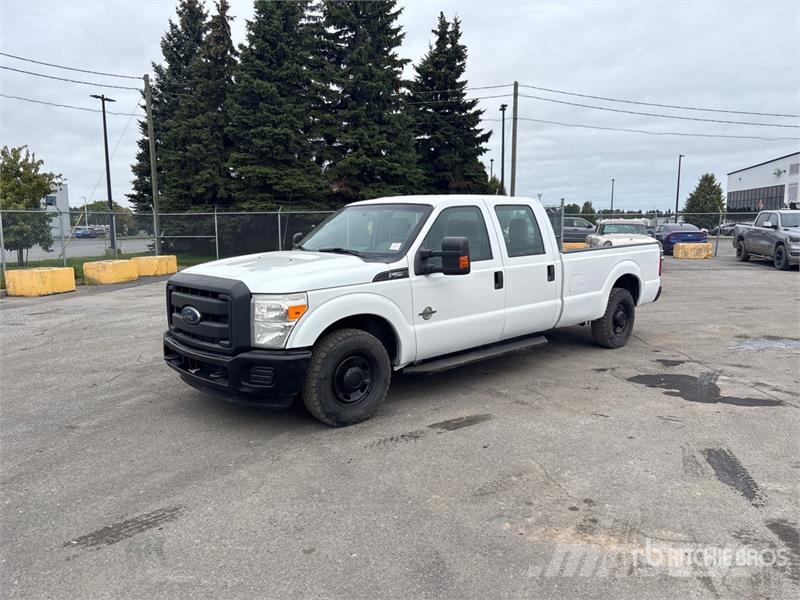 Ford F-250XL XL 4x2 Crew Cab Pickup Other