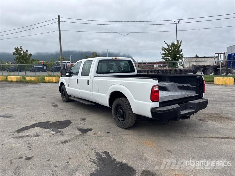 Ford F-250XL XL 4x2 Crew Cab Pickup Other