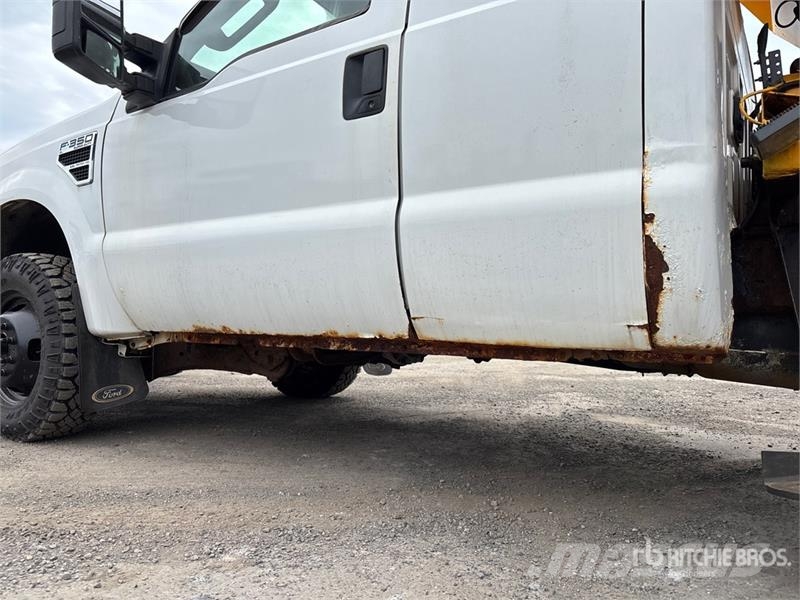 Ford F-350 Kommunal-Sonderfahrzeuge