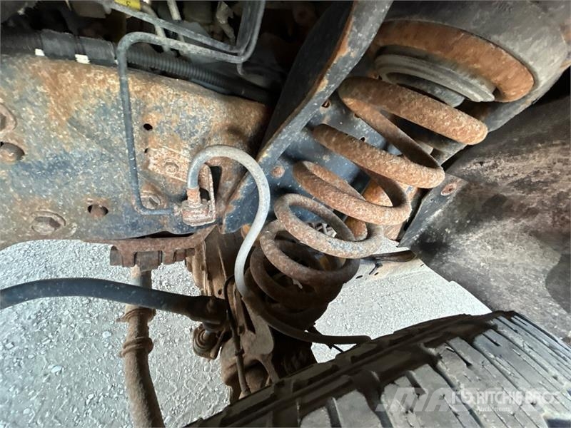 Ford F-350 شاحنات مسطحة/مفصلية الجوانب