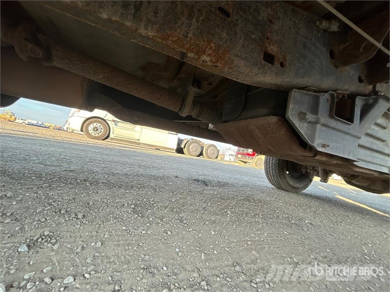 Ford F-350 شاحنات مسطحة/مفصلية الجوانب