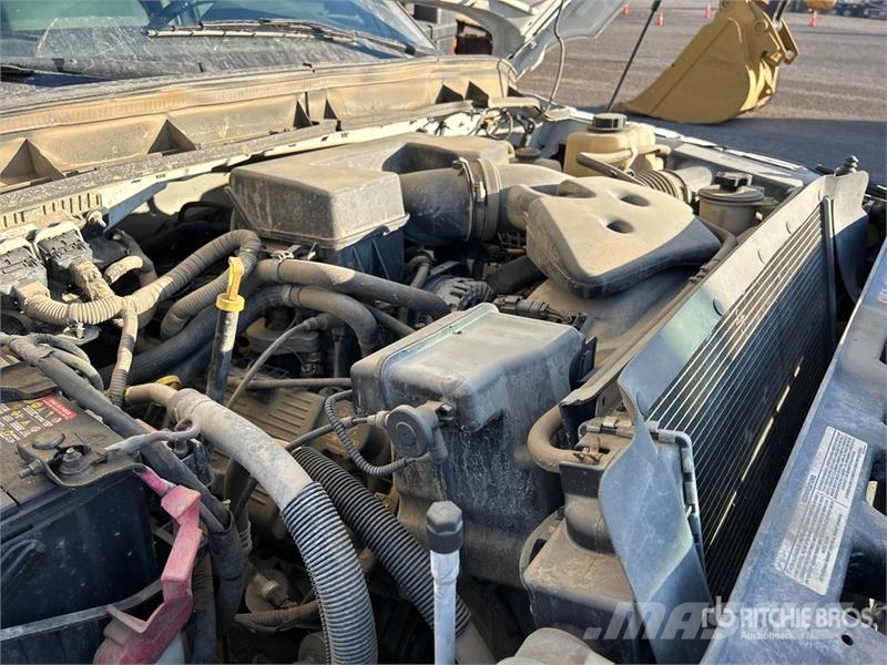 Ford F-350 شاحنات مسطحة/مفصلية الجوانب