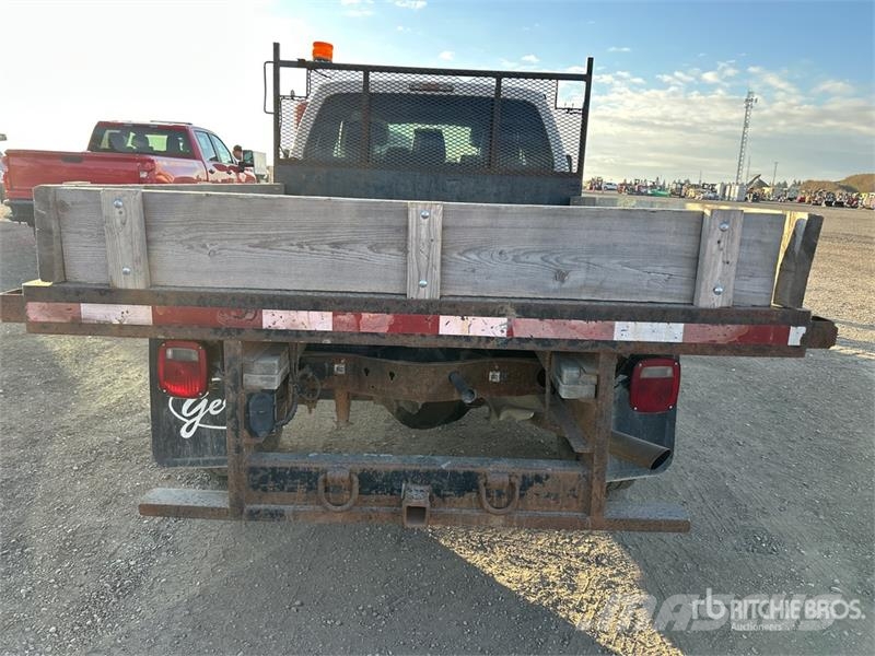 Ford F-350 شاحنات مسطحة/مفصلية الجوانب
