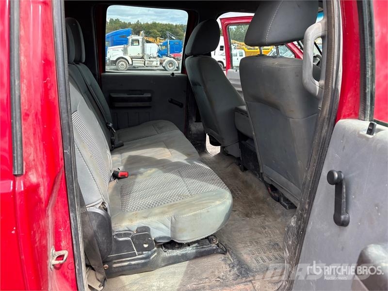 Ford F-350 4x4 Crew Cab Utility Truck Pickup/planbiler