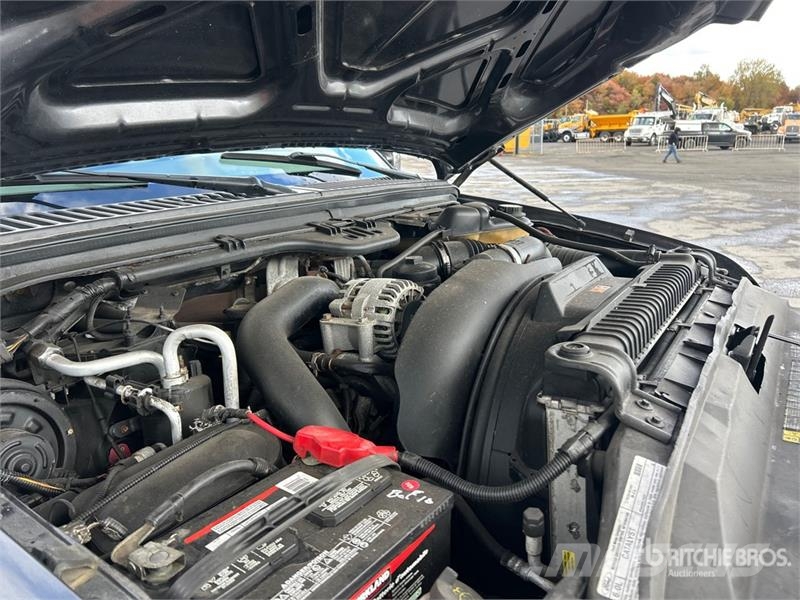 Ford F-350 4x4 Extended Cab Pickup Прочие фургоны