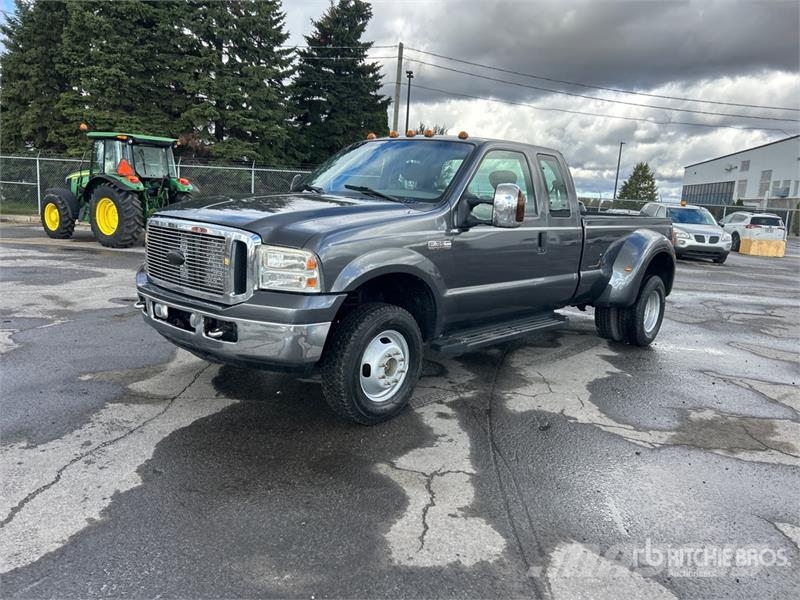 Ford F-350 4x4 Extended Cab Pickup Прочие фургоны