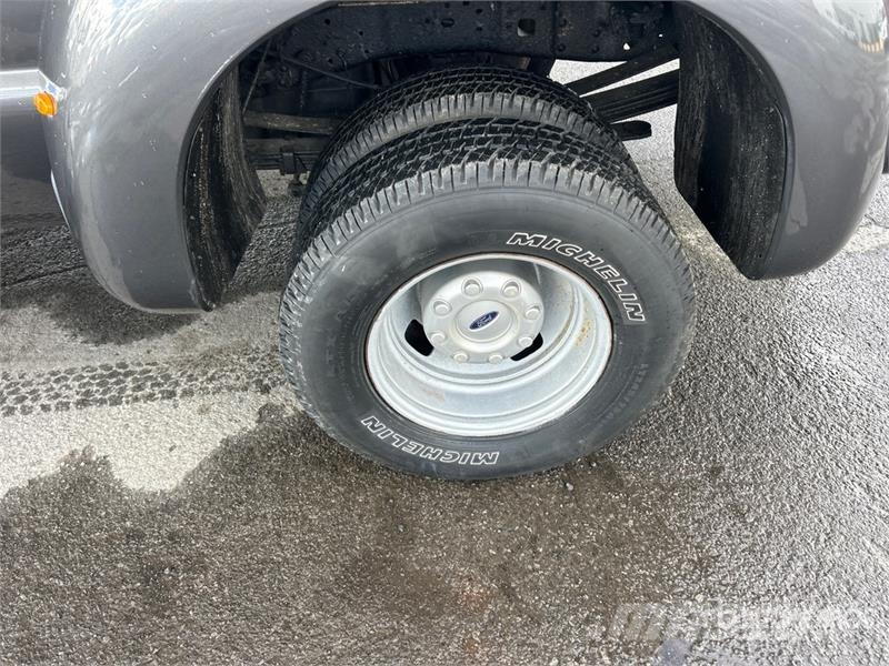 Ford F-350 4x4 Extended Cab Pickup Прочие фургоны