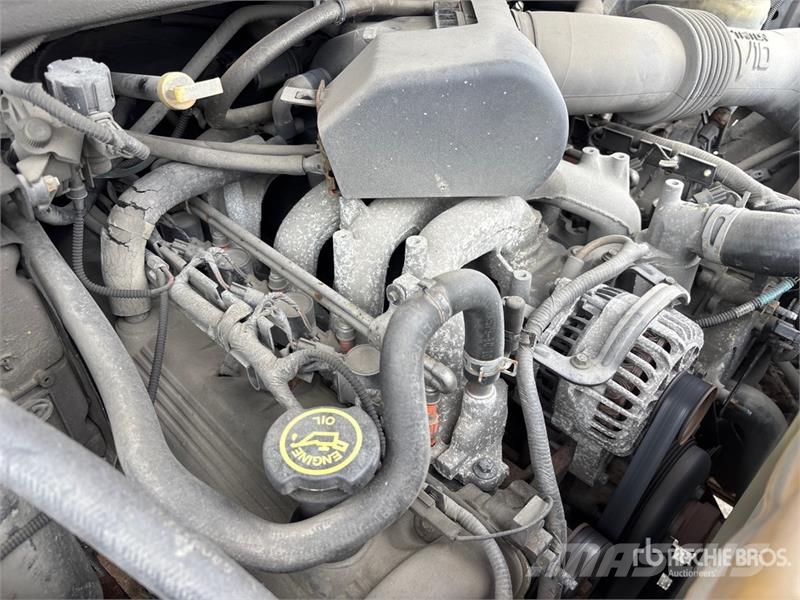 Ford F-350 SD Lariat 4x4 Extended Cab Pickup Muu