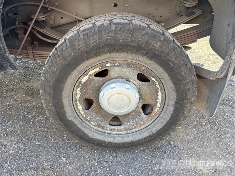 Ford F-350 XL 4x2 Crew Cab Pickup Άλλα Vans