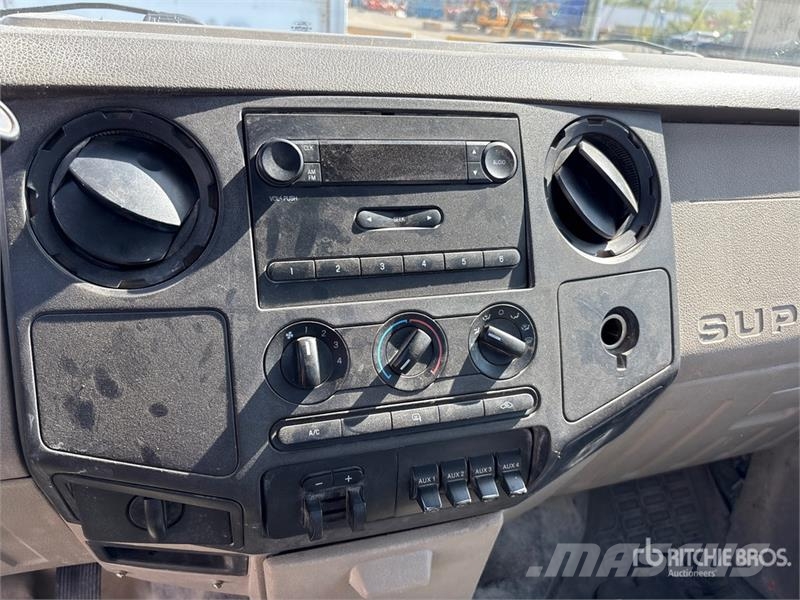 Ford F-350 XL 4x2 Crew Cab Pickup Άλλα Vans