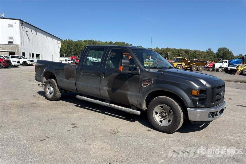 Ford F-350 XL 4x2 Crew Cab Pickup Άλλα Vans