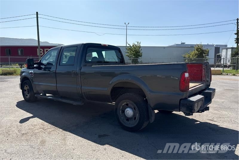 Ford F-350 XL 4x2 Crew Cab Pickup Άλλα Vans