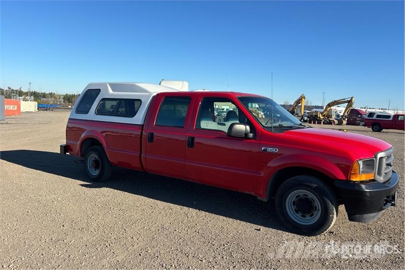 Ford F-350 XL 4x2 Crew Cab Pickup Otras furgonetas