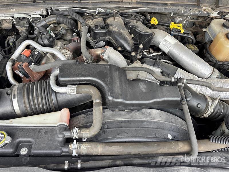 Ford F-350 XL 4x2 Extended Cab Utility Truck شاحنات خفيفة/مفصلية الجوانب