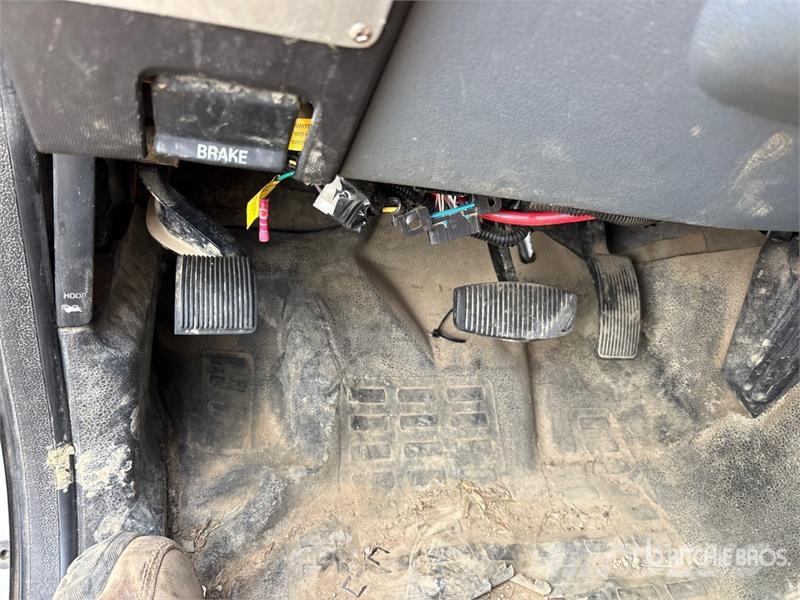 Ford F-350 XL 4x2 Extended Cab Utility Truck شاحنات خفيفة/مفصلية الجوانب