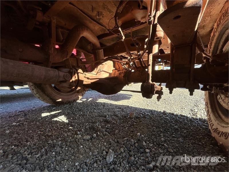 Ford F-350 XL 4x4 Crew Cab Pickup (Inoperable) Furgoni altro