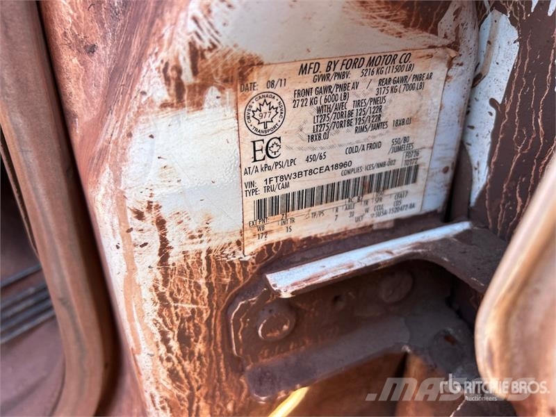 Ford F-350 XL 4x4 Crew Cab Pickup (Inoperable) Furgoni altro