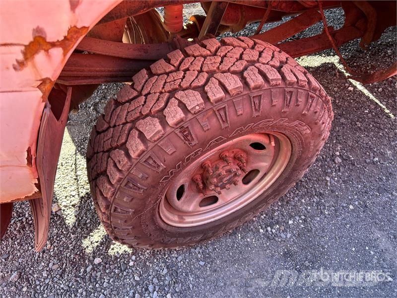 Ford F-350 XL 4x4 Crew Cab Pickup (Inoperable) Furgoni altro