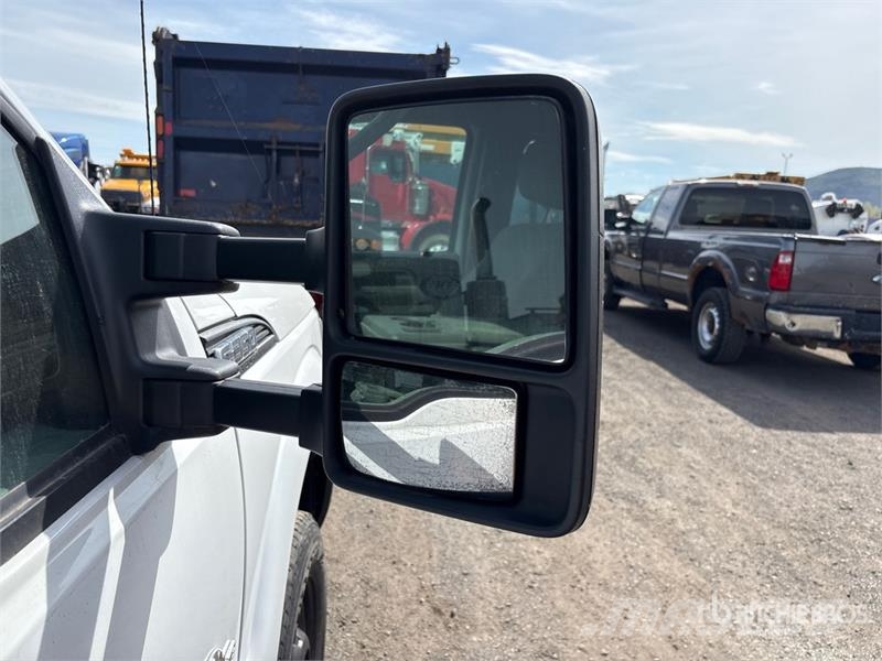 Ford F-350 XL 4x4 Extended Cab Pickup Citi