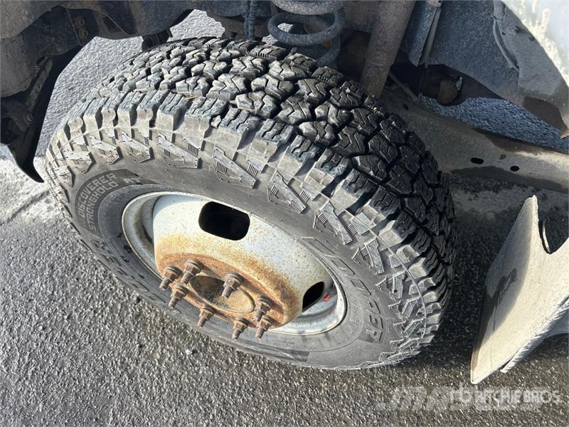 Ford F-350 XL 4x4 Extended Cab Utility Truck شاحنات خفيفة/مفصلية الجوانب