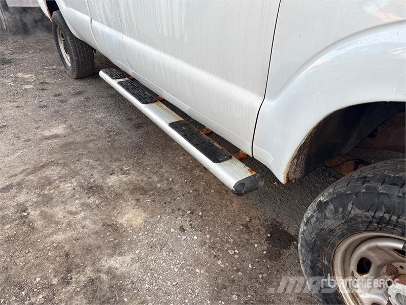 Ford F-350 XL 4x4 Extended Cab Pickup Otras furgonetas