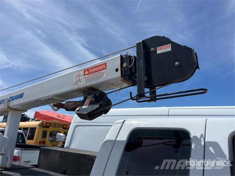 Ford F-350 XL 4x4 Extended Cab Service Truck (Inoperabl مركبات الأغراض العامة