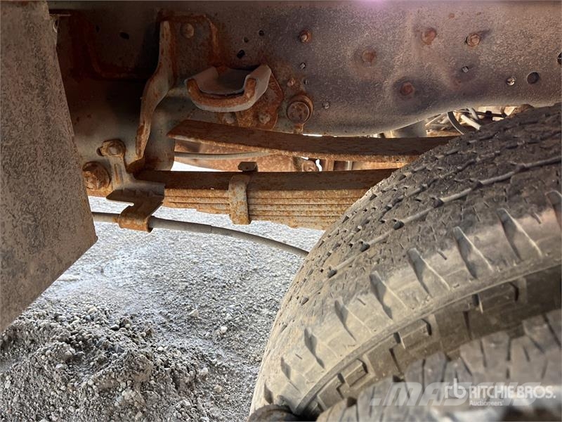 Ford F-350 XL 4x4 Extended Cab Service Truck (Inoperabl مركبات الأغراض العامة