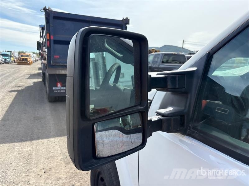 Ford F-350 XL 4x4 Extended Cab Pickup Citi