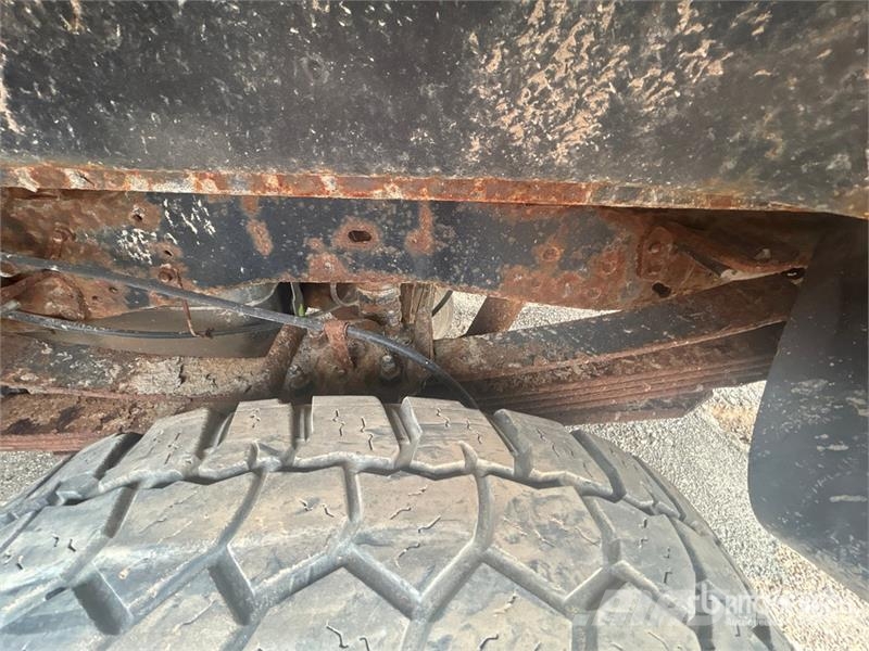 Ford F-350 XL 4x4 Pickup (Inoperable) その他