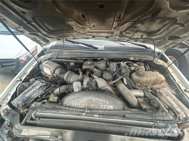 Ford F-350 XL 4x4 Pickup (Inoperable) その他