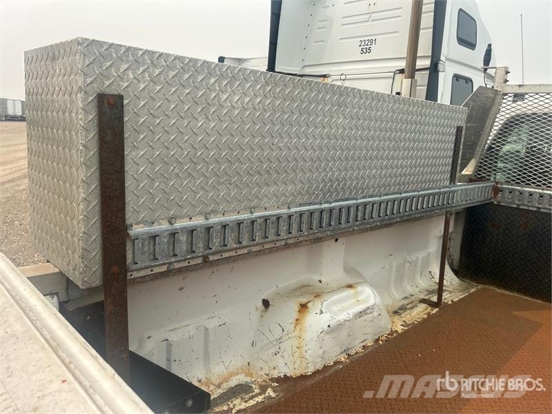 Ford F-350 XL 4x4 Pickup (Inoperable) その他