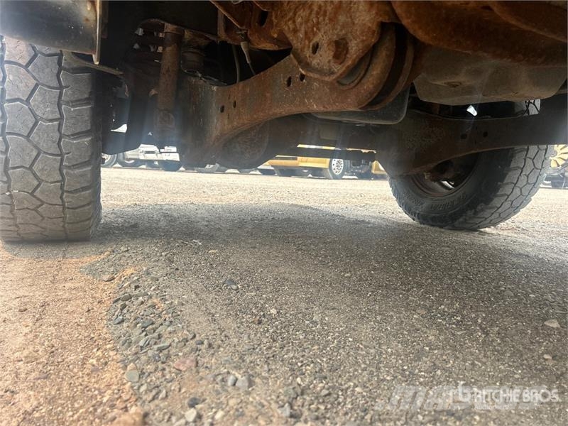 Ford F-350 XL 4x4 Pickup (Inoperable) その他