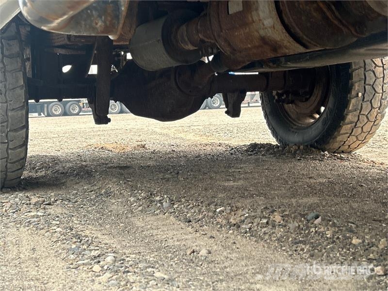 Ford F-350 XL 4x4 Pickup (Inoperable) その他