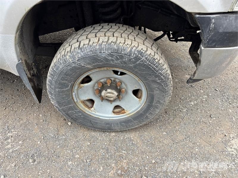 Ford F-350 XL 4x4 Pickup أخرى