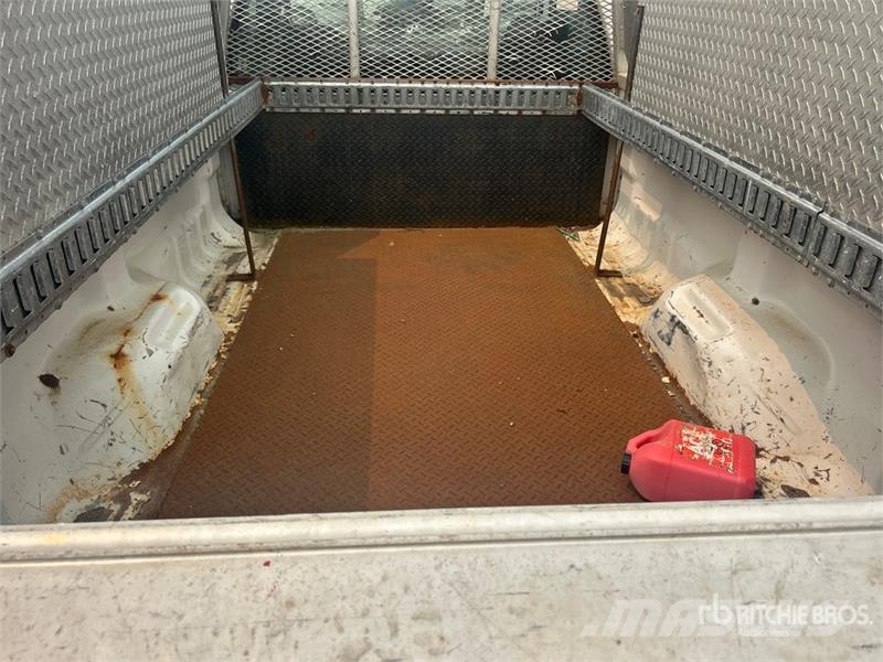 Ford F-350 XL 4x4 Pickup (Inoperable) その他