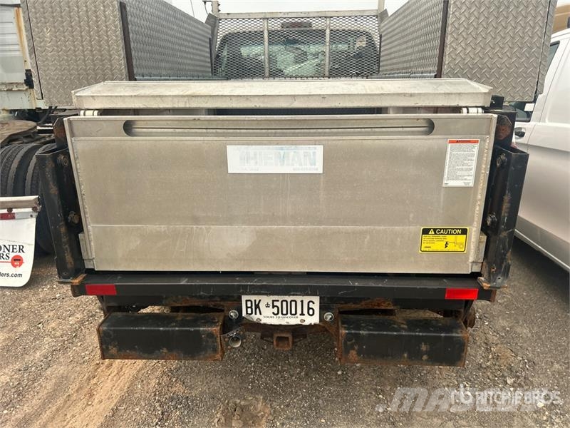 Ford F-350 XL 4x4 Pickup (Inoperable) その他