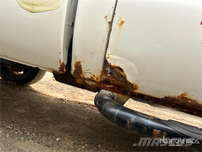 Ford F-350 XL 4x4 Pickup (Inoperable) その他