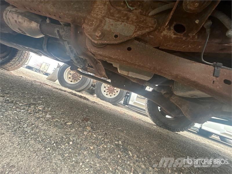 Ford F-350 XL 4x4 Pickup (Inoperable) その他