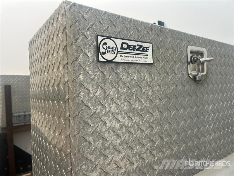 Ford F-350 XL 4x4 Pickup (Inoperable) その他