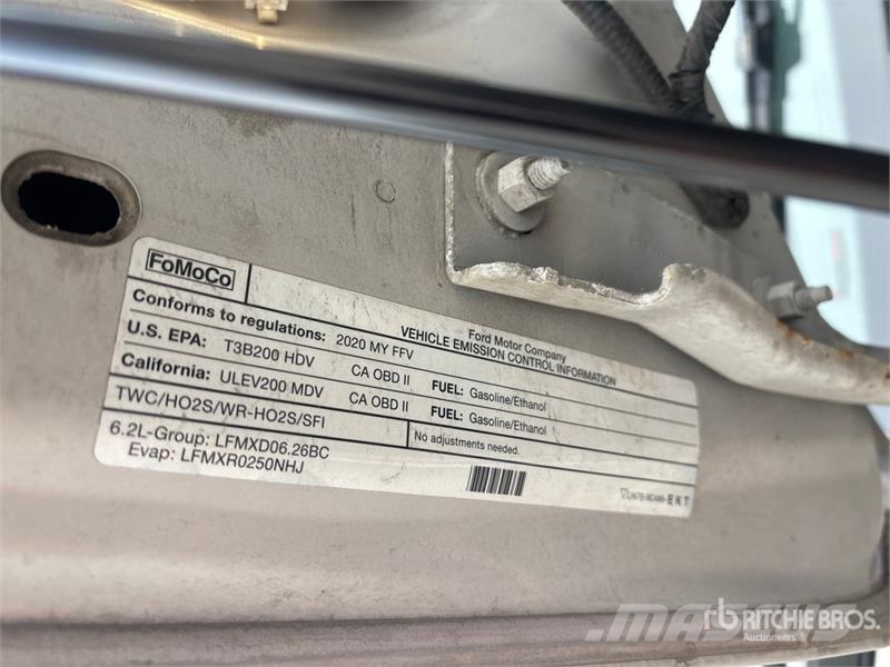 Ford F-350 XL 4x4 Pickup Furgoni altro