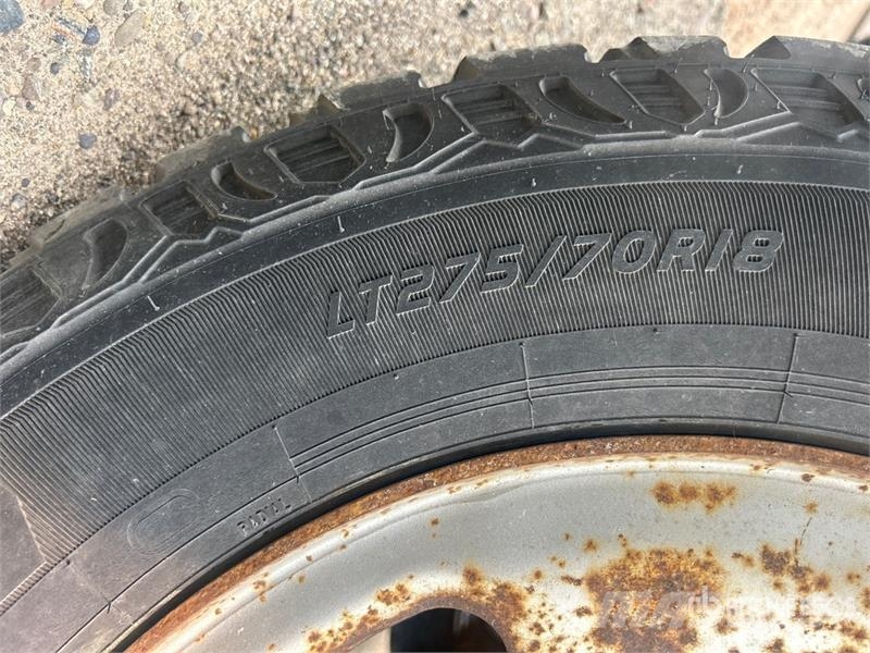 Ford F-350 XL 4x4 Pickup (Inoperable) その他