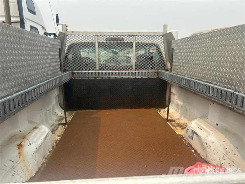 Ford F-350 XL 4x4 Pickup (Inoperable) その他