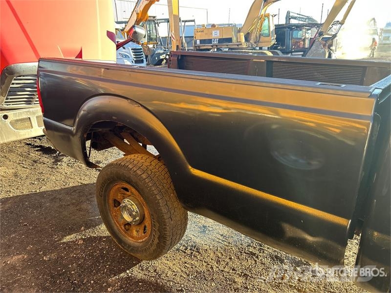 Ford F-350 XL 4x4 Pickup Ostalo