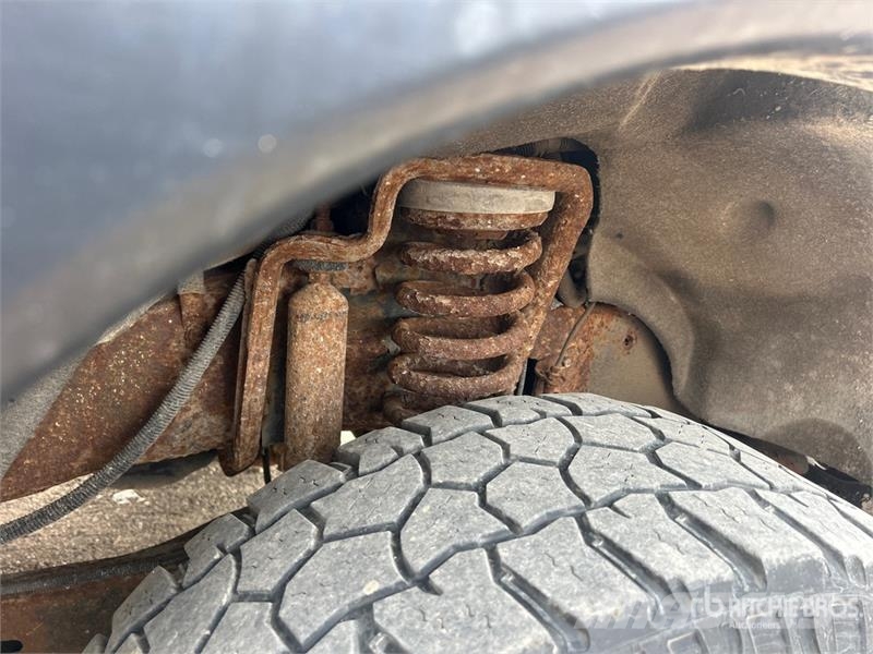 Ford F-350 XL 4x4 Pickup (Inoperable) その他