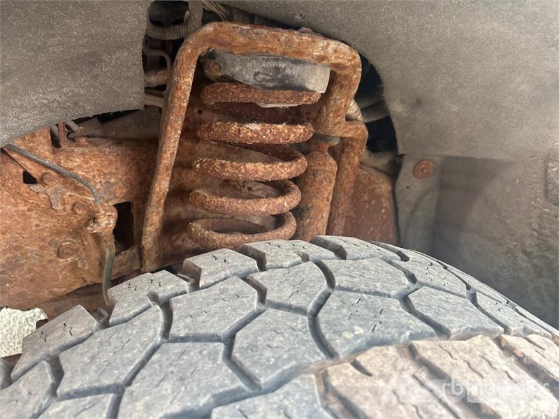 Ford F-350 XL 4x4 Pickup (Inoperable) その他