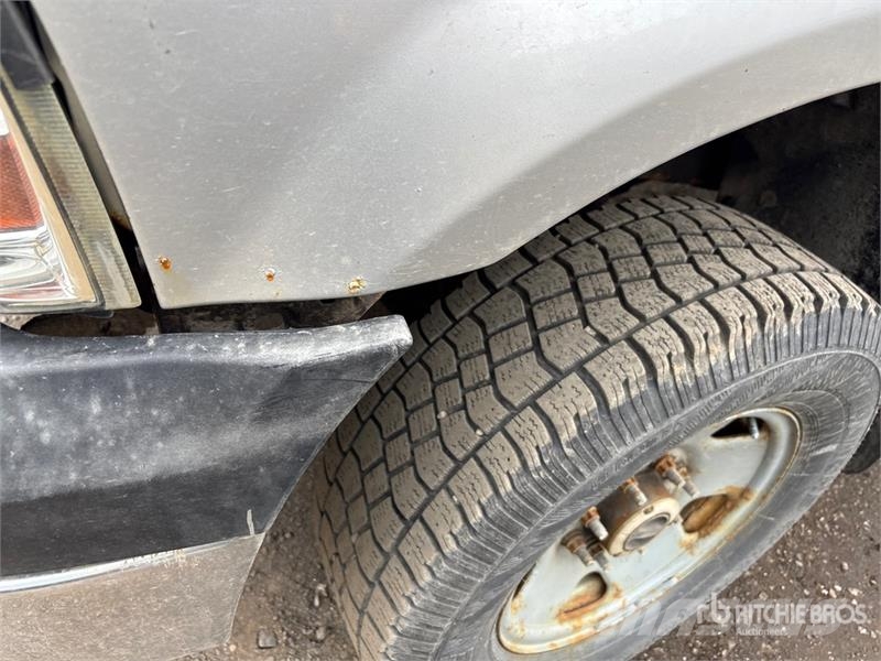 Ford F-350 XL 4x4 Pickup أخرى