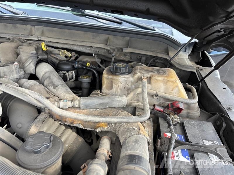 Ford F-350 XLT 4x4 Crew Cab Pickup Ostalo