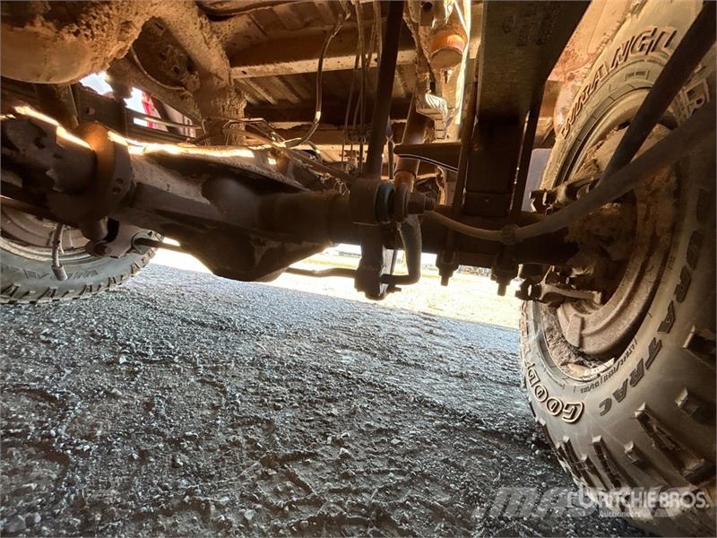 Ford F-350 XLT 4x4 Crew Cab Pickup (Inoperable) Andere Transporter